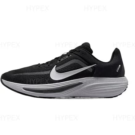 Nike Quest 7 running shoe