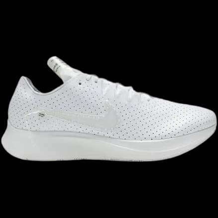 Nike Zoom Fly Flyknit 2 running shoe